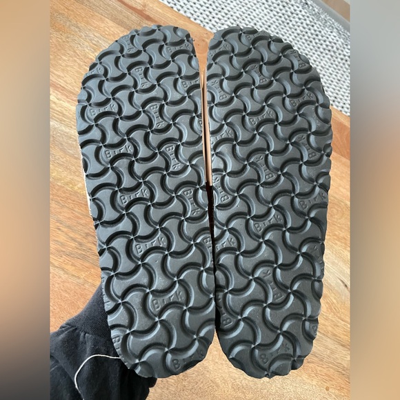 NEW Birkenstock Madrid Big Buckle Leather Size 41 In New Beige Gold - Picture 7 of 11